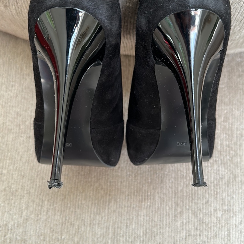 Guess Suede Booties - Picture 5 of 8